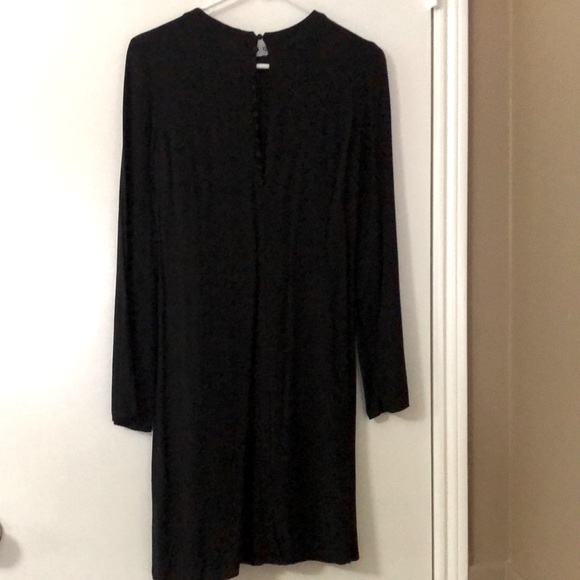 Little black dress - Picture 3 of 3